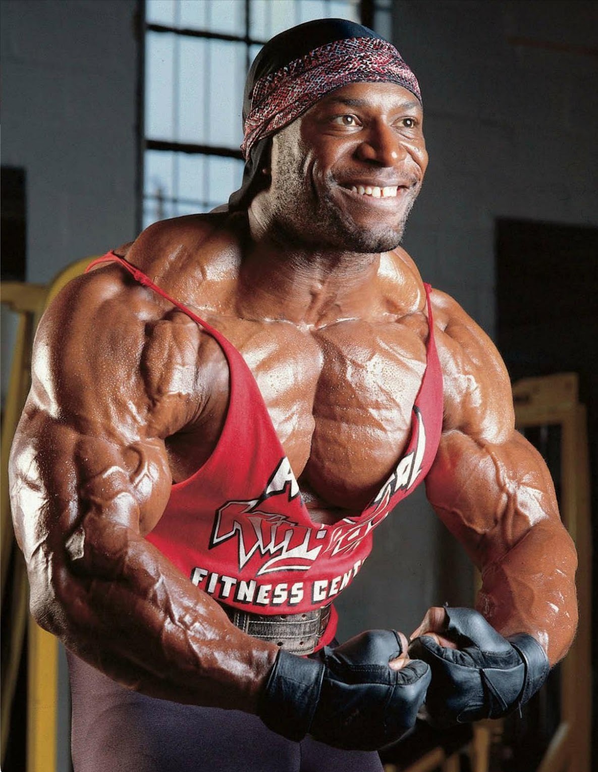 body builder lee haney Mr olympia flexing muscles in the gym